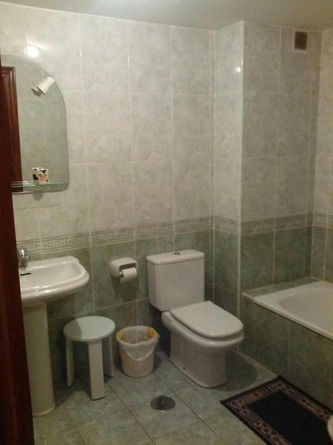 דירות Onís Apartamento Rio Guena מראה חיצוני תמונה